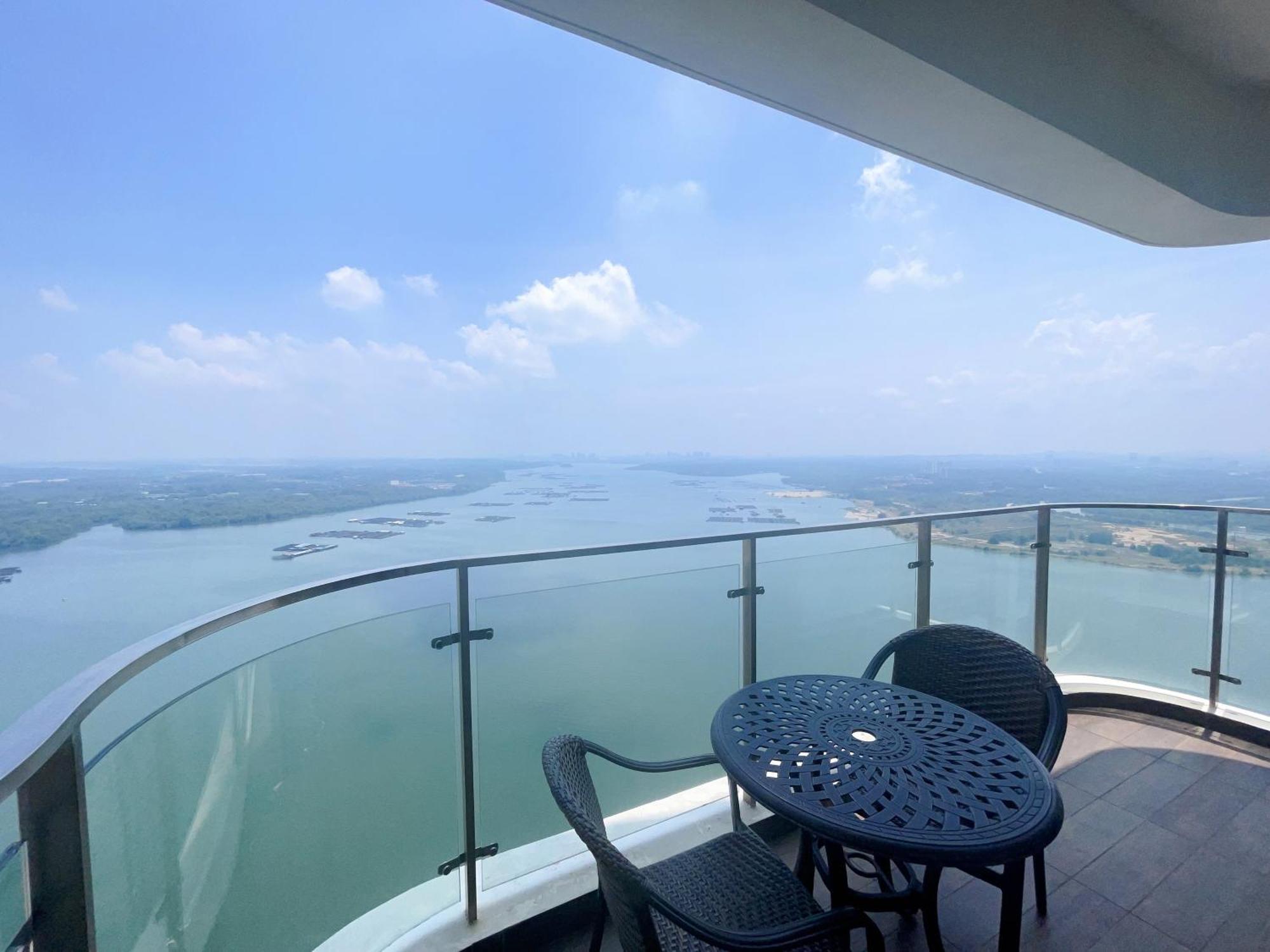 Gyden Staycation #Country Garden Danga Bay Johor Bahru Esterno foto