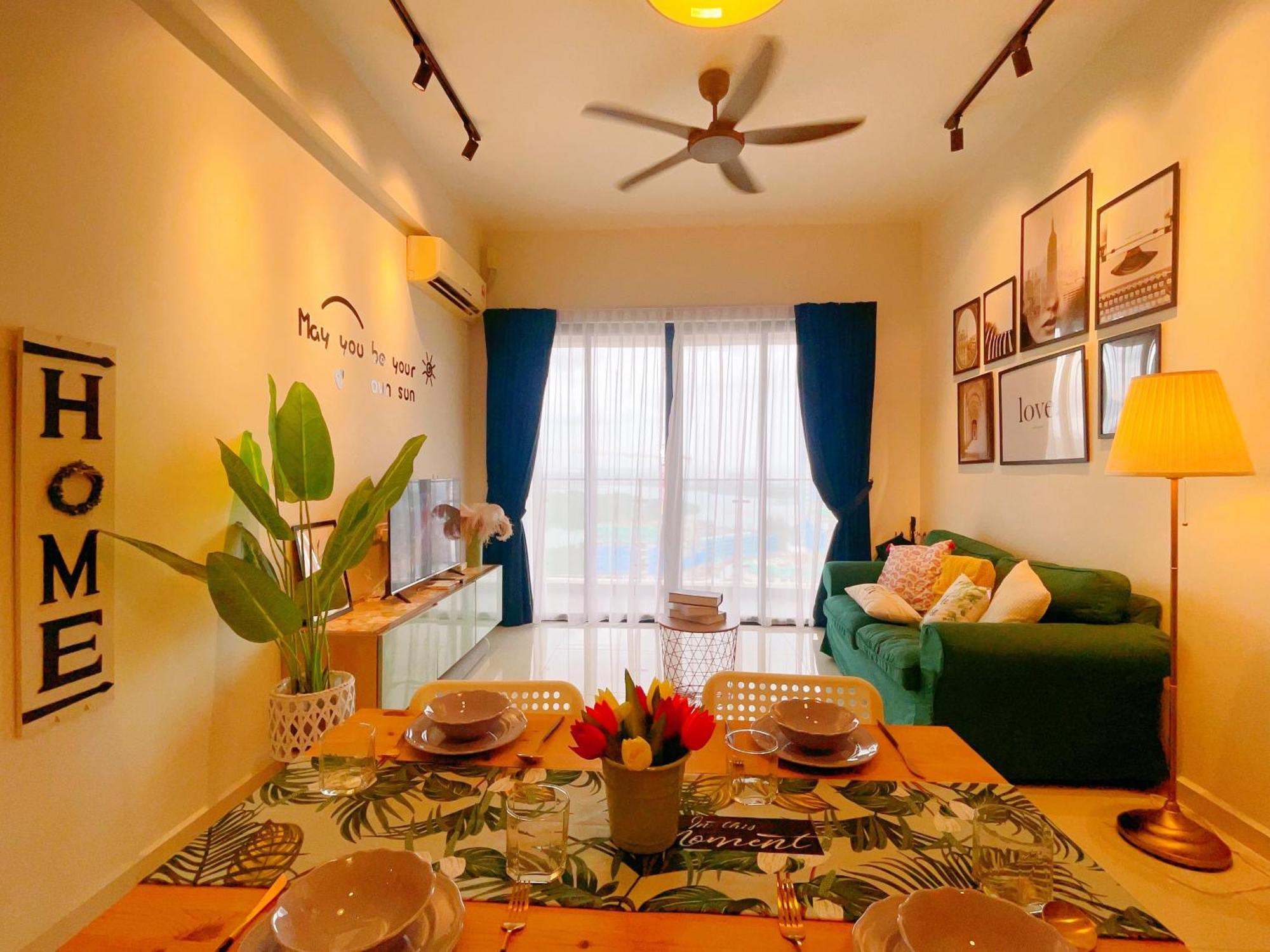 Gyden Staycation #Country Garden Danga Bay Johor Bahru Esterno foto