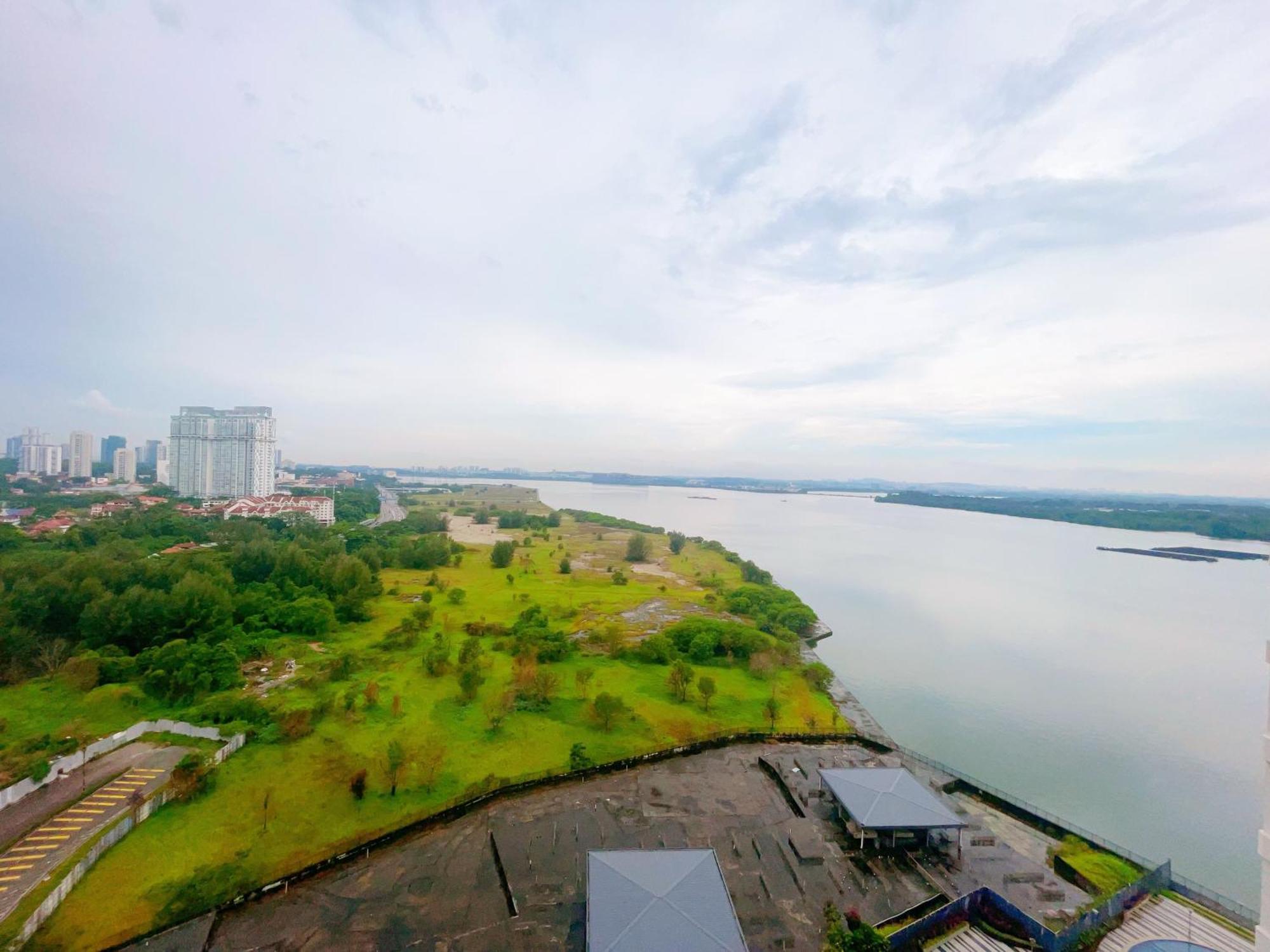 Gyden Staycation #Country Garden Danga Bay Johor Bahru Esterno foto